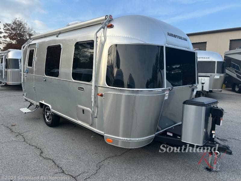 Email now about this 2026 Airstream Caravel 22FB! New 2026 Airstream Caravel 22FB available in Norcross, Georgia