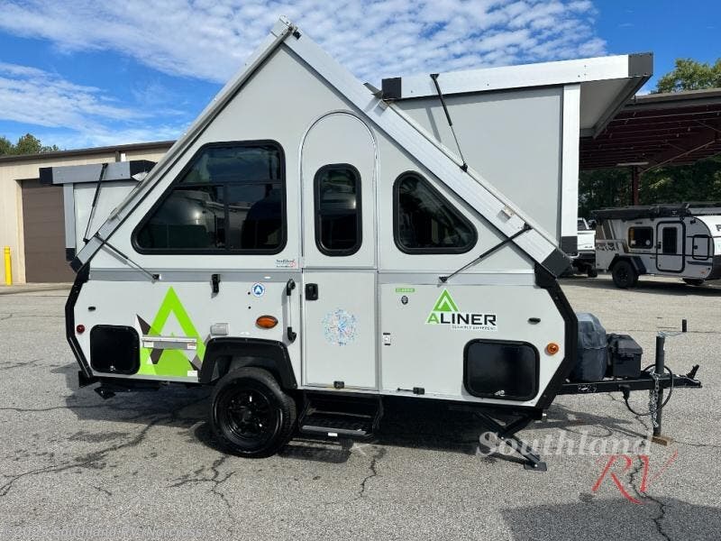 Contact us now about this 2024 Aliner Classic Permanent Bed! 2024 Classic Permanent Bed by Aliner from Southland RV in Norcross, Georgia