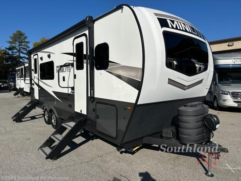 Email now about this 2024 Forest River Rockwood Mini Lite 2515S! Used 2024 Forest River Rockwood Mini Lite 2515S available in Norcross, Georgia