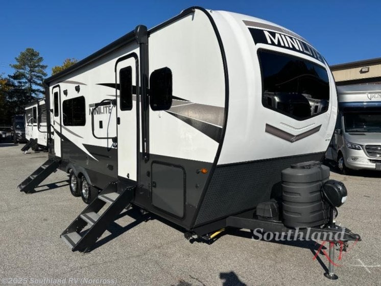 Email now about this 2024 Forest River Rockwood Mini Lite 2515S! Used 2024 Forest River Rockwood Mini Lite 2515S available in Norcross, Georgia