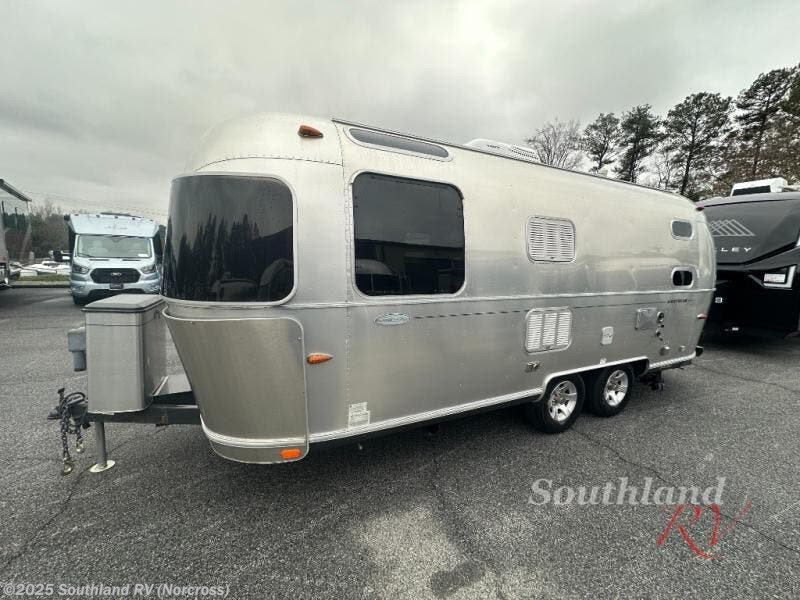 Used 2010 Airstream Flying Cloud 23CB available in Norcross, Georgia