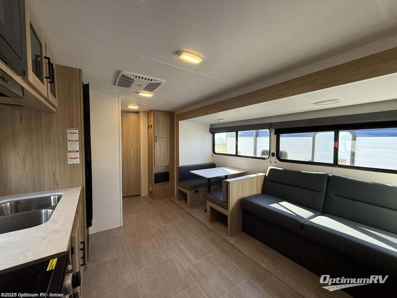 Call now about this 2025 Heartland Prowler Lynx 3005QBX! 2025 Heartland Prowler Lynx 3005QBX - New Travel Trailer For Sale by Optimum RV - Inman in Inman, South Carolina features Slideout, Awning