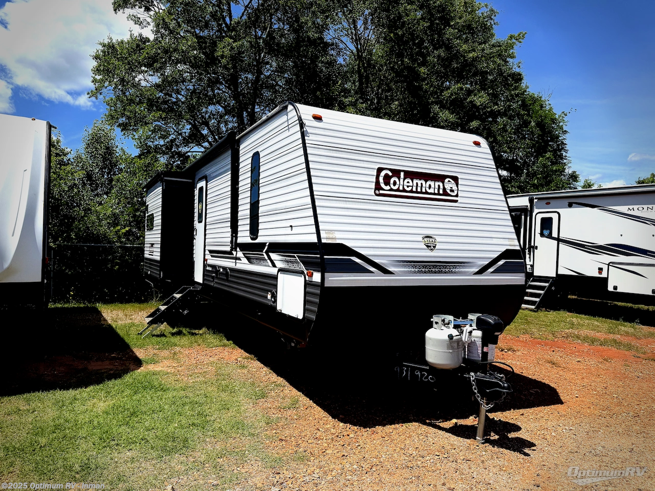 Email now about this 2023 Dutchmen Coleman Lantern Series 337BH! Used 2023 Dutchmen Coleman Lantern Series 337BH available in Inman, South Carolina