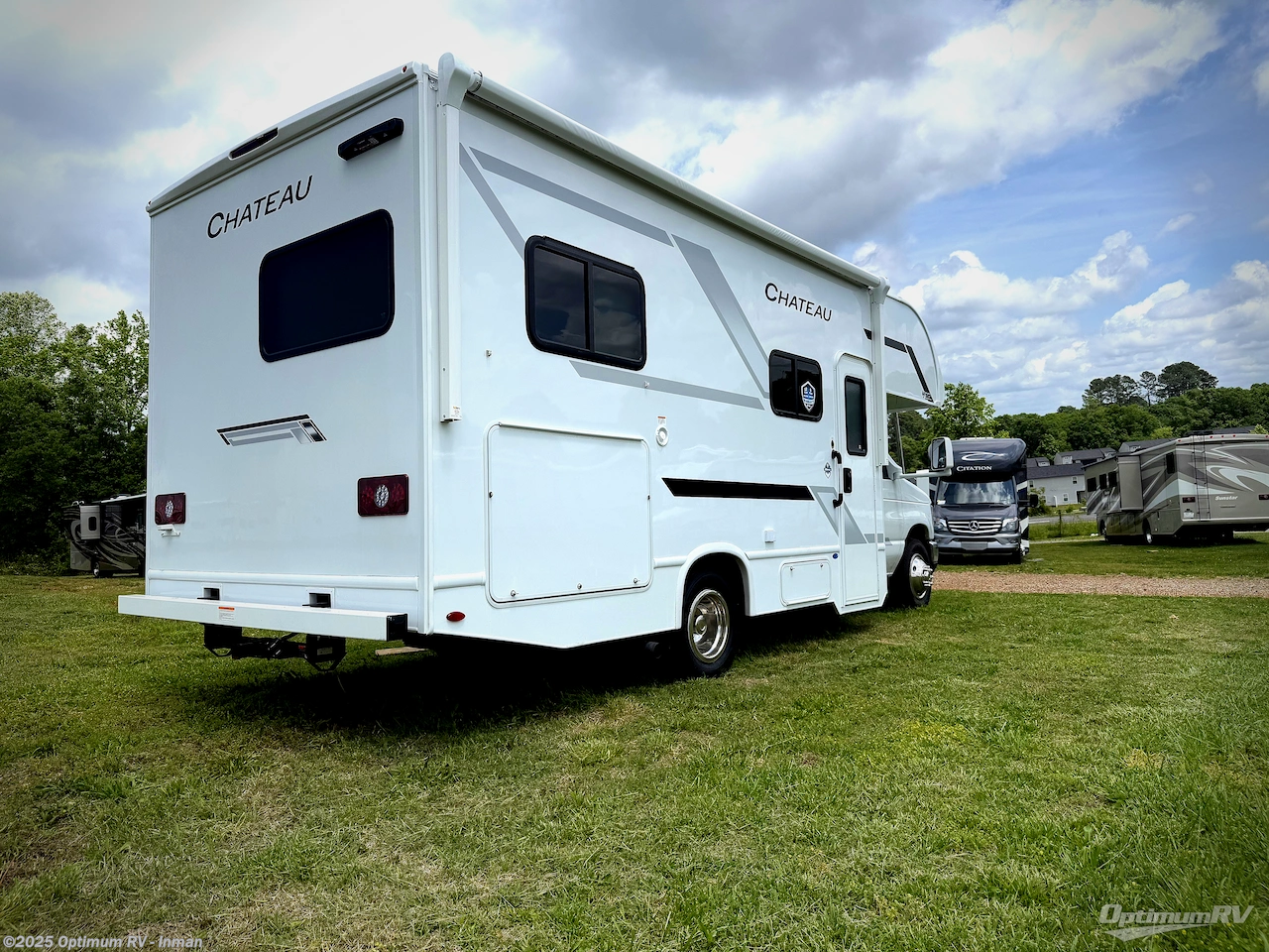 Call now about this 2026 Thor Chateau 21Z! 2026 Thor Chateau 21Z - New Class C For Sale by Optimum RV - Inman in Inman, South Carolina