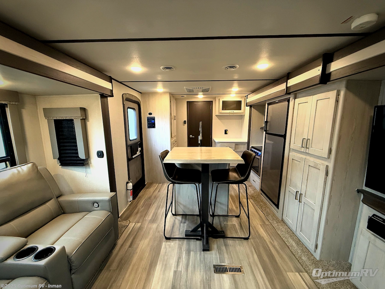 Contact us now about this 2022 Keystone Sprinter Limited 330KBS! 2022 Sprinter Limited 330KBS by Keystone from Optimum RV - Inman in Inman, South Carolina