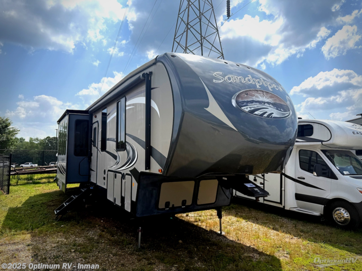 Email now about this 2016 Forest River Sandpiper 380BH5! Used 2016 Forest River Sandpiper 380BH5 available in Inman, South Carolina