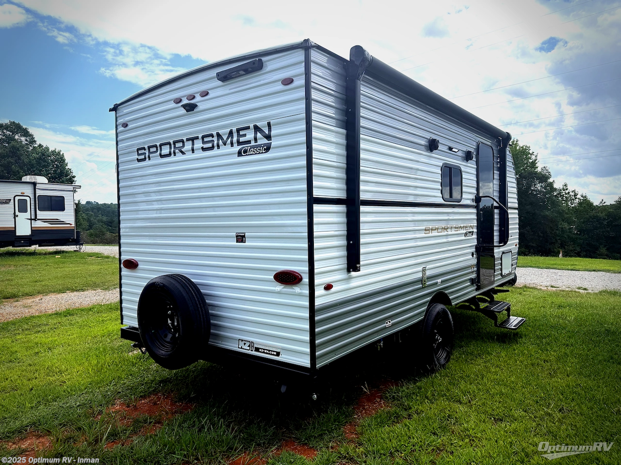 Call now about this 2026 K-Z Sportsmen Classic 181BH! 2026 K-Z Sportsmen Classic 181BH - New Travel Trailer For Sale by Optimum RV - Inman in Inman, South Carolina