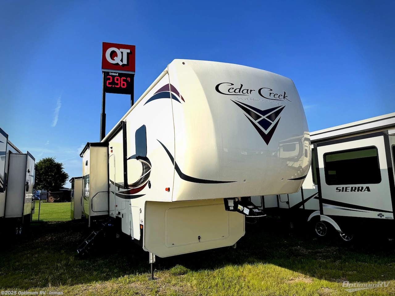 Email now about this 2021 Forest River Cedar Creek Silverback 35LFT! Used 2021 Forest River Cedar Creek Silverback 35LFT available in Inman, South Carolina