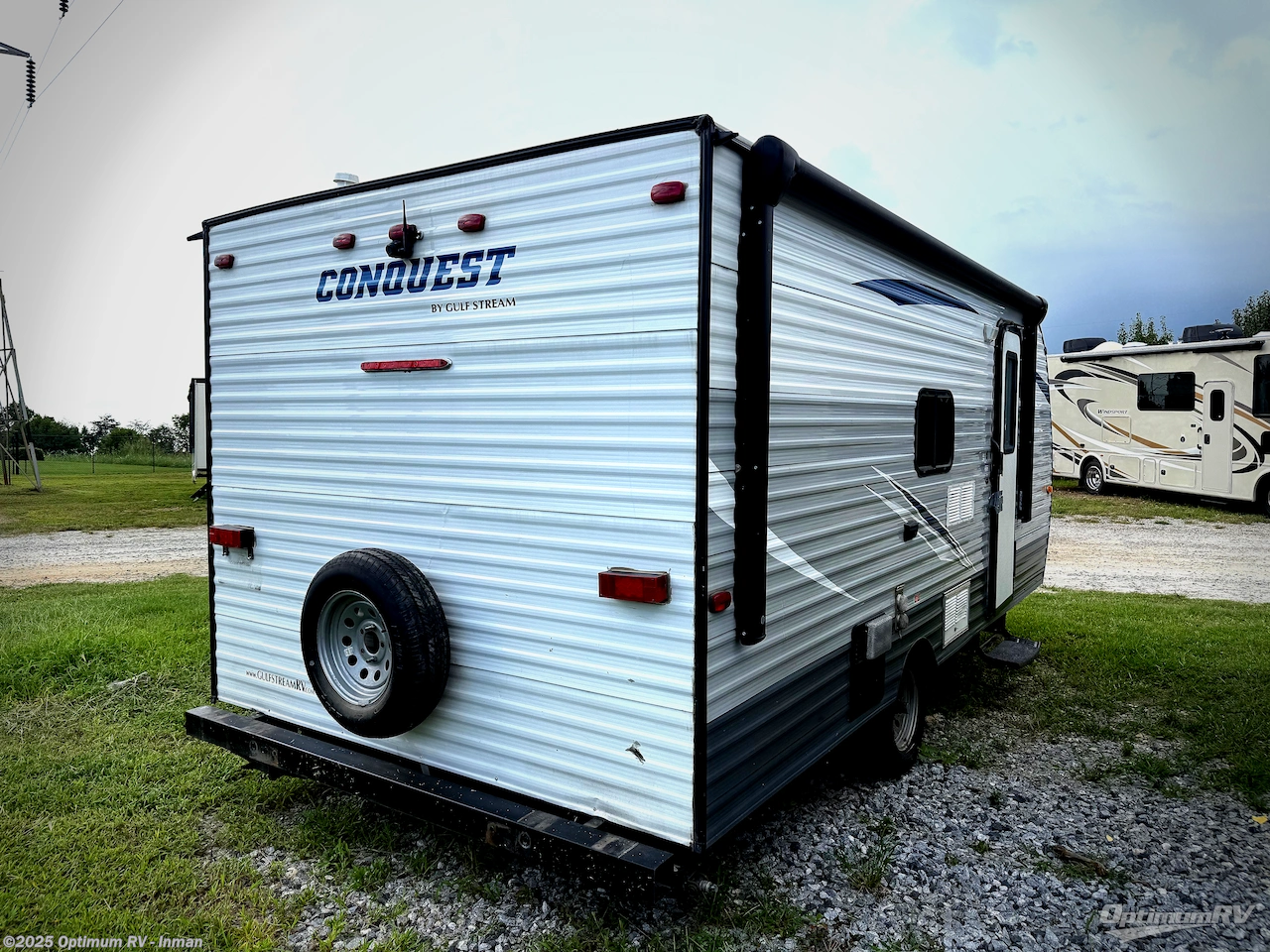 Call now about this 2018 Gulf Stream Conquest Super Lite 198BH! 2018 Gulf Stream Conquest Super Lite 198BH - Used Travel Trailer For Sale by Optimum RV - Inman in Inman, South Carolina features Awning