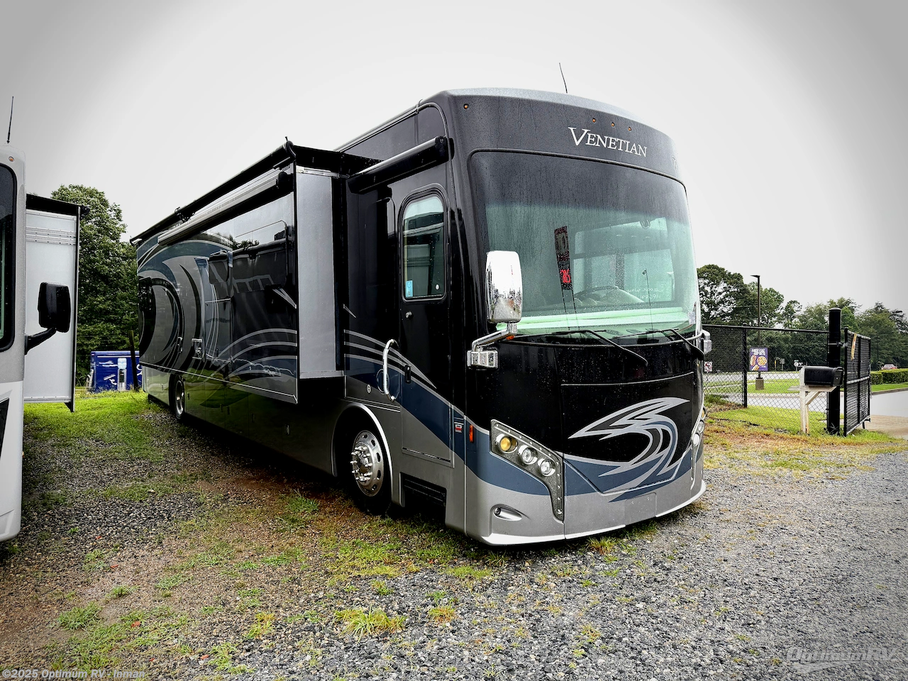 Email now about this 2016 Thor Venetian A40! Used 2016 Thor Venetian A40 available in Inman, South Carolina