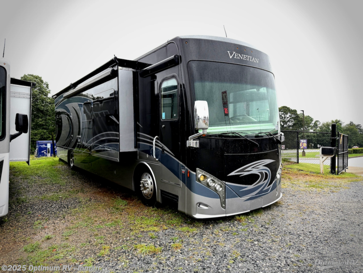 Email now about this 2016 Thor Venetian A40! Used 2016 Thor Venetian A40 available in Inman, South Carolina