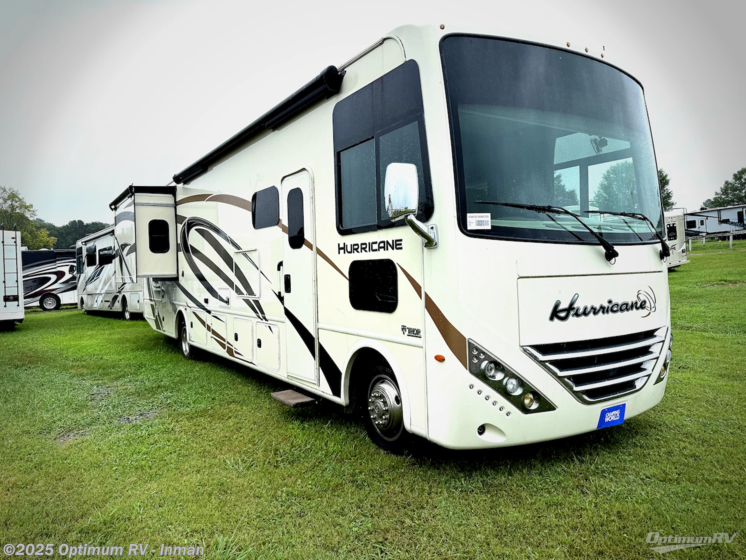 Email now about this 2019 Thor Hurricane 35M! Used 2019 Thor Hurricane 35M available in Inman, South Carolina