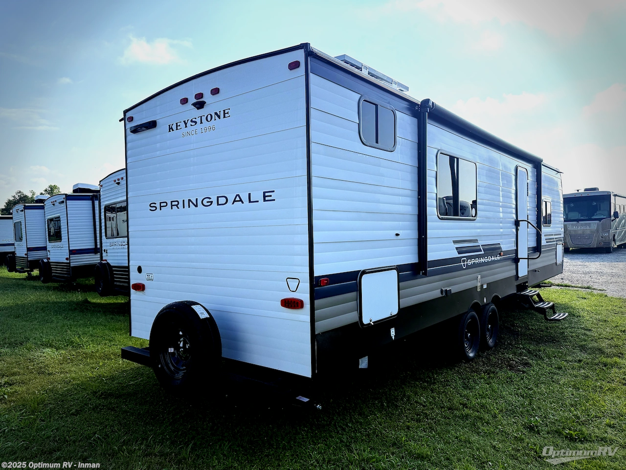 Call now about this 2026 Keystone Springdale Classic 291BRC! 2026 Keystone Springdale Classic 291BRC - New Travel Trailer For Sale by Optimum RV - Inman in Inman, South Carolina features Awning, Slideout