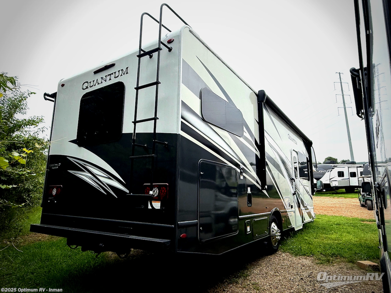 Call now about this 2023 Thor Quantum LF31! 2023 Thor Quantum LF31 - Used Class C For Sale by Optimum RV - Inman in Inman, South Carolina features Slideout