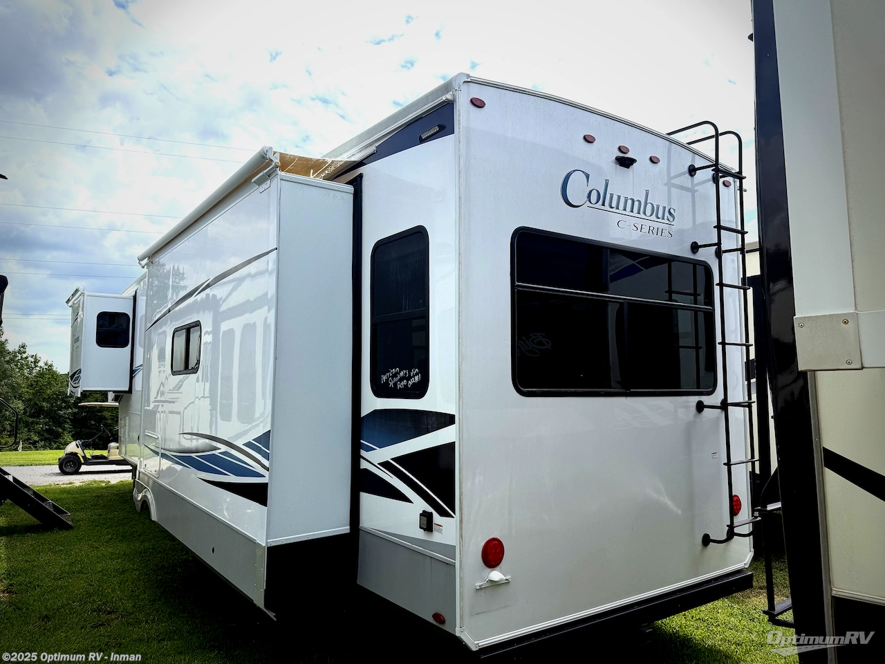 Contact us now about this 2022 Palomino Columbus C-Series 379MBC! 2022 Columbus C-Series 379MBC by Palomino from Optimum RV - Inman in Inman, South Carolina