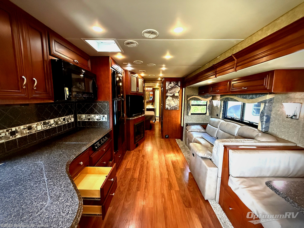 Used 2015 Newmar Canyon Star 3610 available in Inman, South Carolina