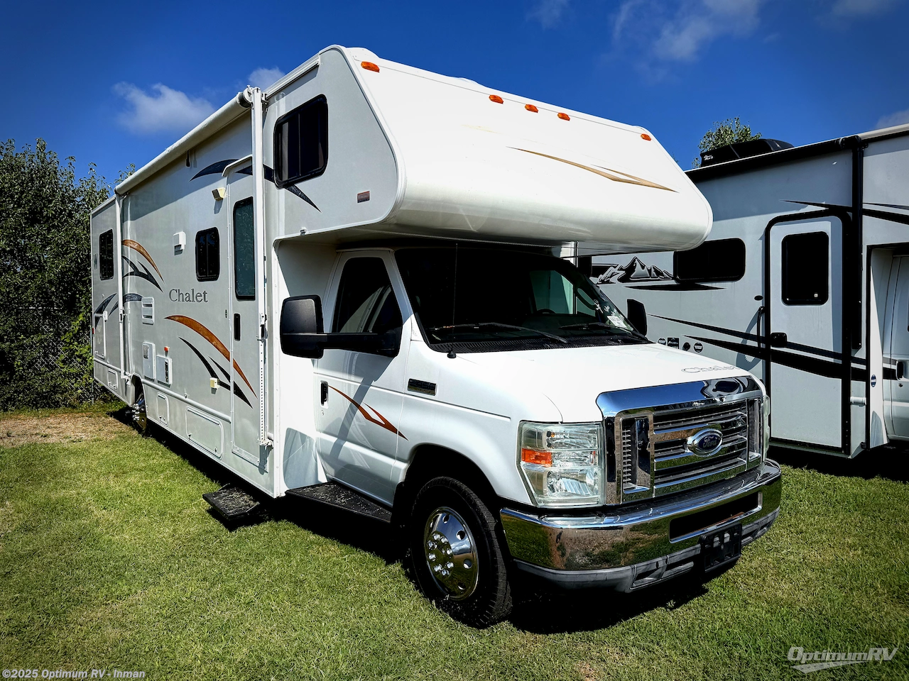Email now about this 2011 Winnebago Chalet 31C! Used 2011 Winnebago Chalet 31C available in Inman, South Carolina