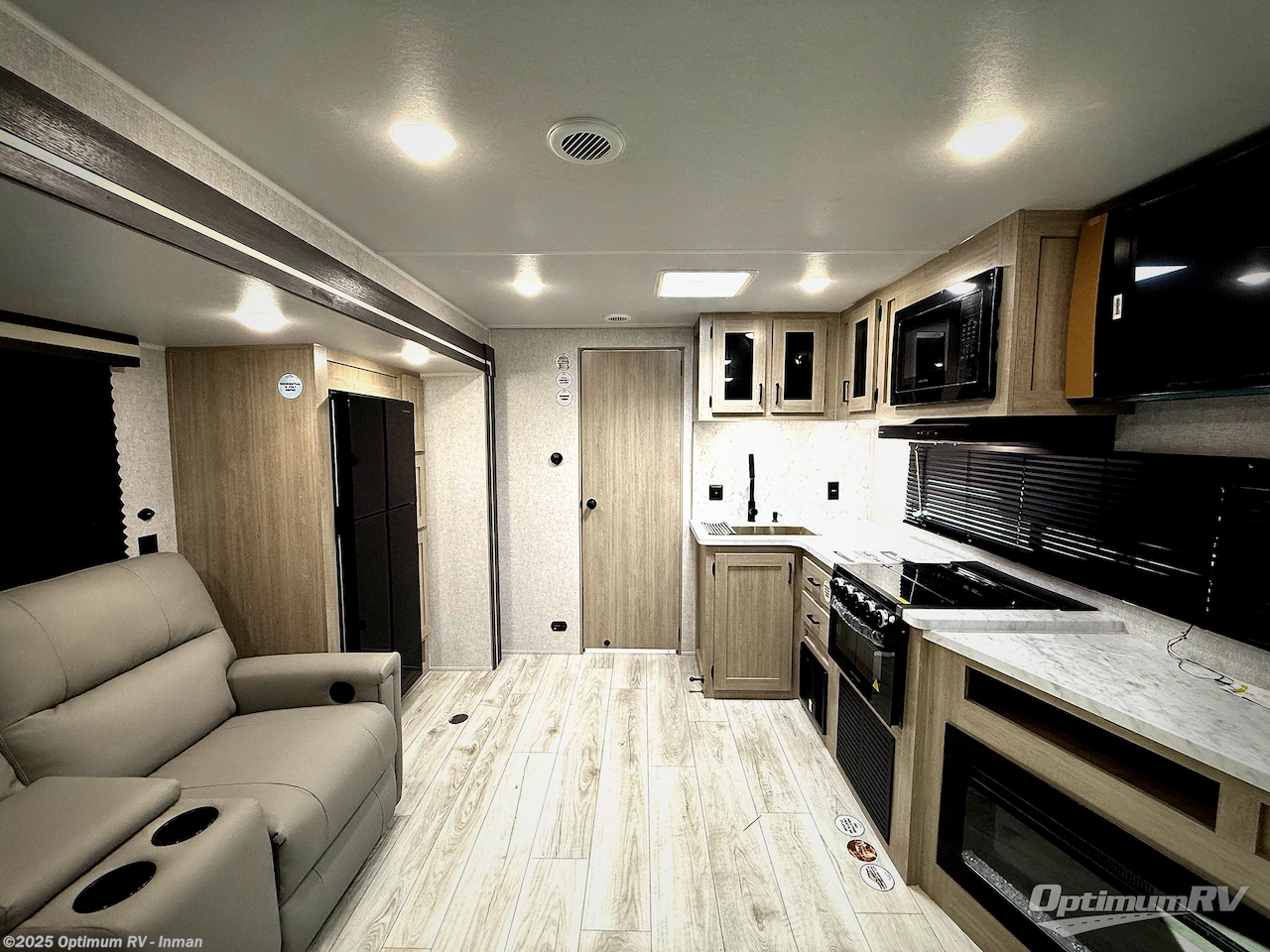 New 2026 East to West Della Terra 251RD available in Inman, South Carolina