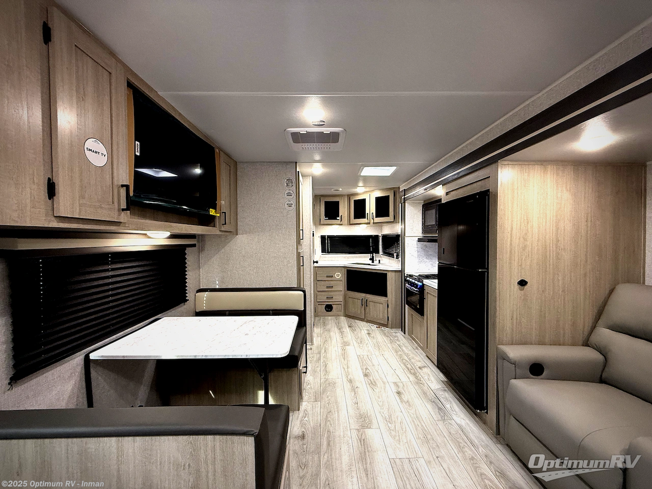 New 2026 East to West Della Terra 221ML available in Inman, South Carolina