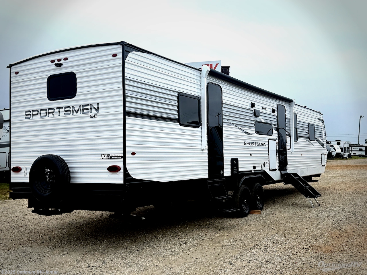 Call now about this 2026 K-Z Sportsmen SE 383DBKSE! 2026 K-Z Sportsmen SE 383DBKSE - New Travel Trailer For Sale by Optimum RV - Inman in Inman, South Carolina