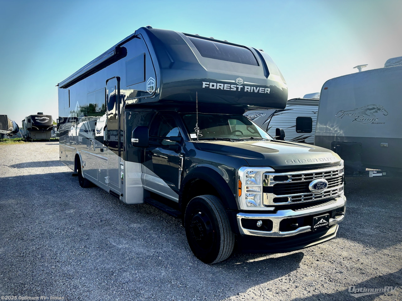 Email now about this 2025 East to West Bravado 33DS! New 2025 East to West Bravado 33DS available in Inman, South Carolina