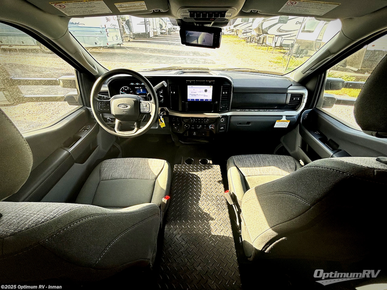 New 2025 East to West Bravado 33DS available in Inman, South Carolina