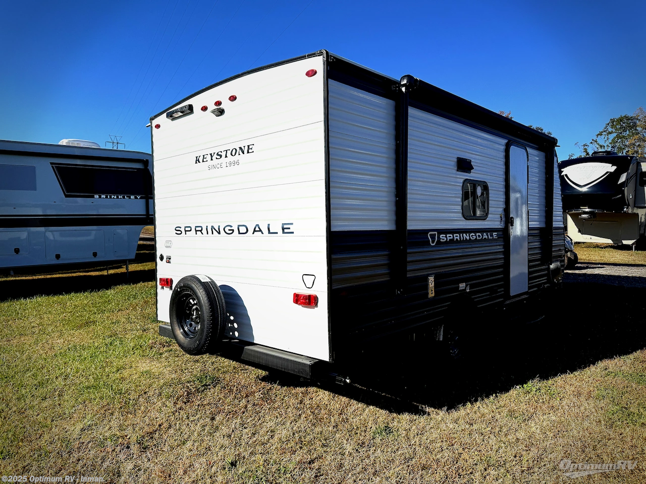 Call now about this 2026 Keystone Springdale Mini 1760BH! 2026 Keystone Springdale Mini 1760BH - New Travel Trailer For Sale by Optimum RV - Inman in Inman, South Carolina features Slideout, Awning