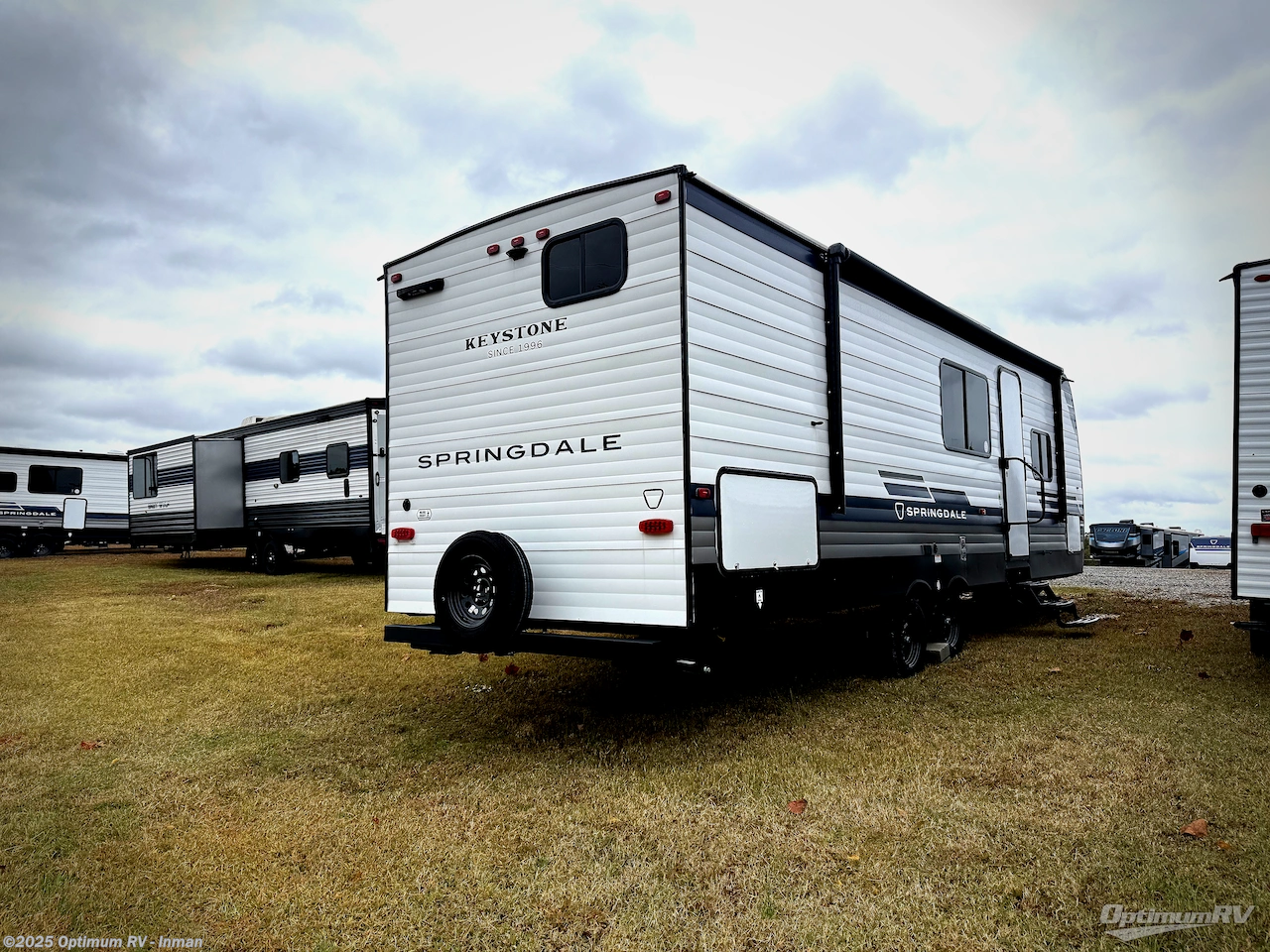 Call now about this 2026 Keystone Springdale Classic 269DBC! 2026 Keystone Springdale Classic 269DBC - New Travel Trailer For Sale by Optimum RV - Inman in Inman, South Carolina features Slideout, Awning