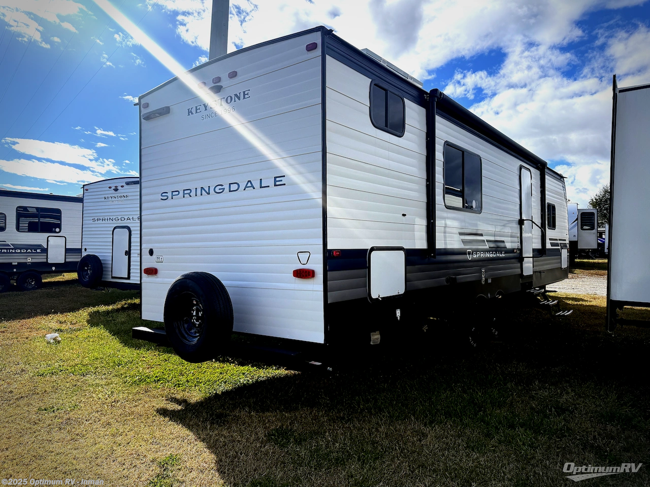 Call now about this 2026 Keystone Springdale Classic 291BRC! 2026 Keystone Springdale Classic 291BRC - New Travel Trailer For Sale by Optimum RV - Inman in Inman, South Carolina features Awning, Slideout