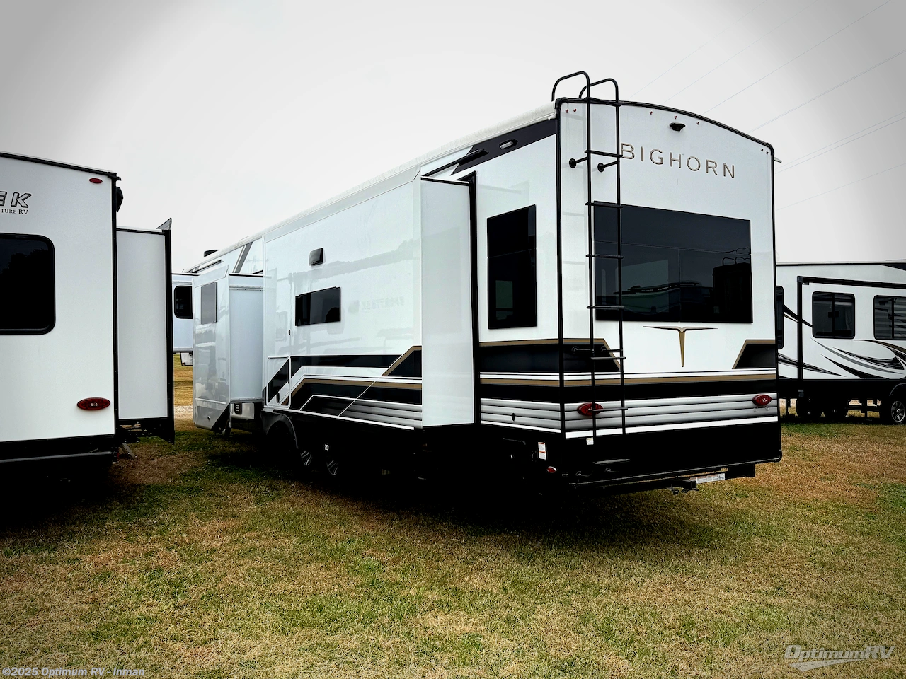 Contact us now about this 2026 Heartland Bighorn 37MD! 2026 Bighorn 37MD by Heartland from Optimum RV - Inman in Inman, South Carolina