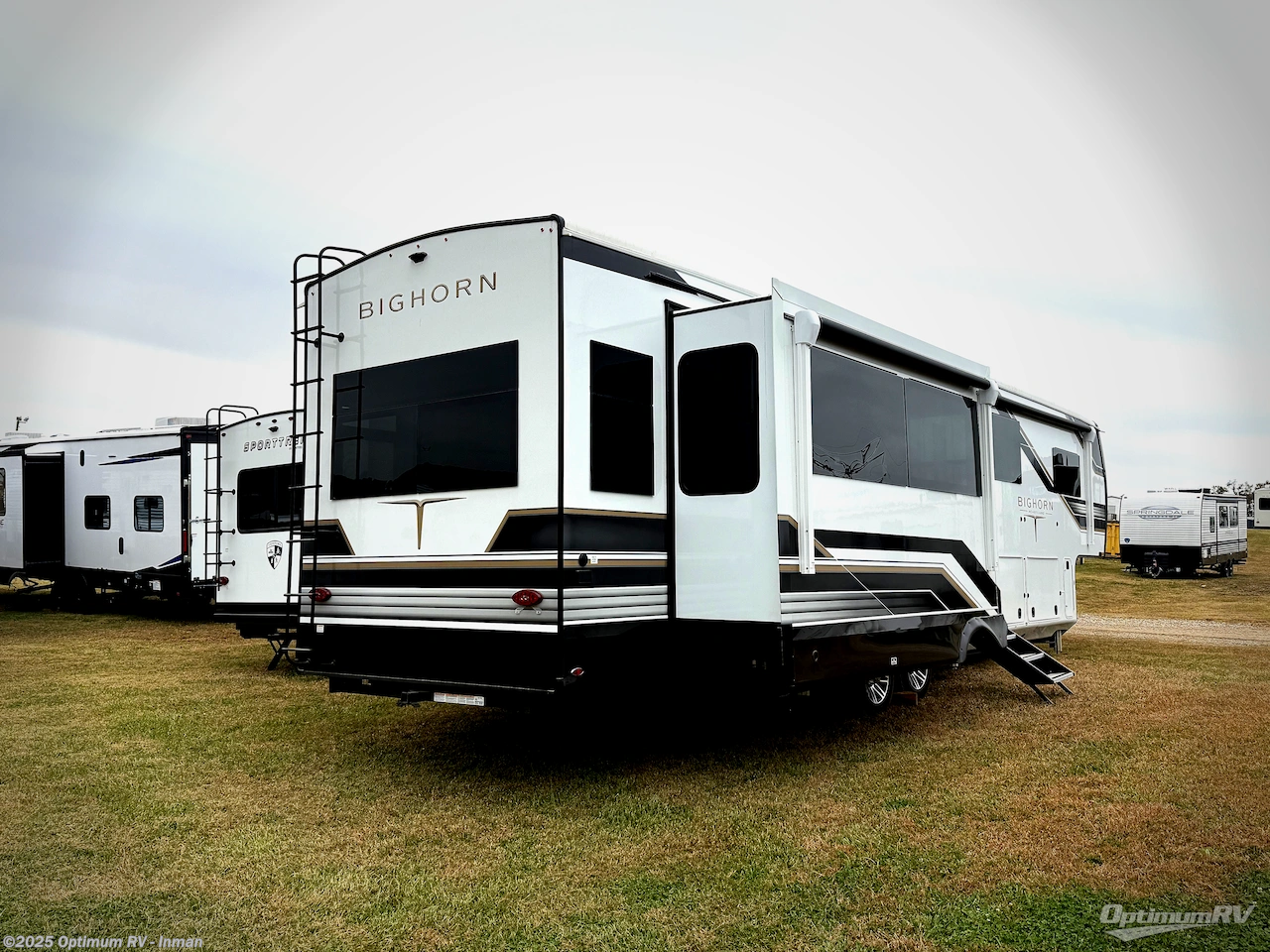 Call now about this 2026 Heartland Bighorn 37MD! 2026 Heartland Bighorn 37MD - New Fifth Wheel For Sale by Optimum RV - Inman in Inman, South Carolina features Awning, Slideout