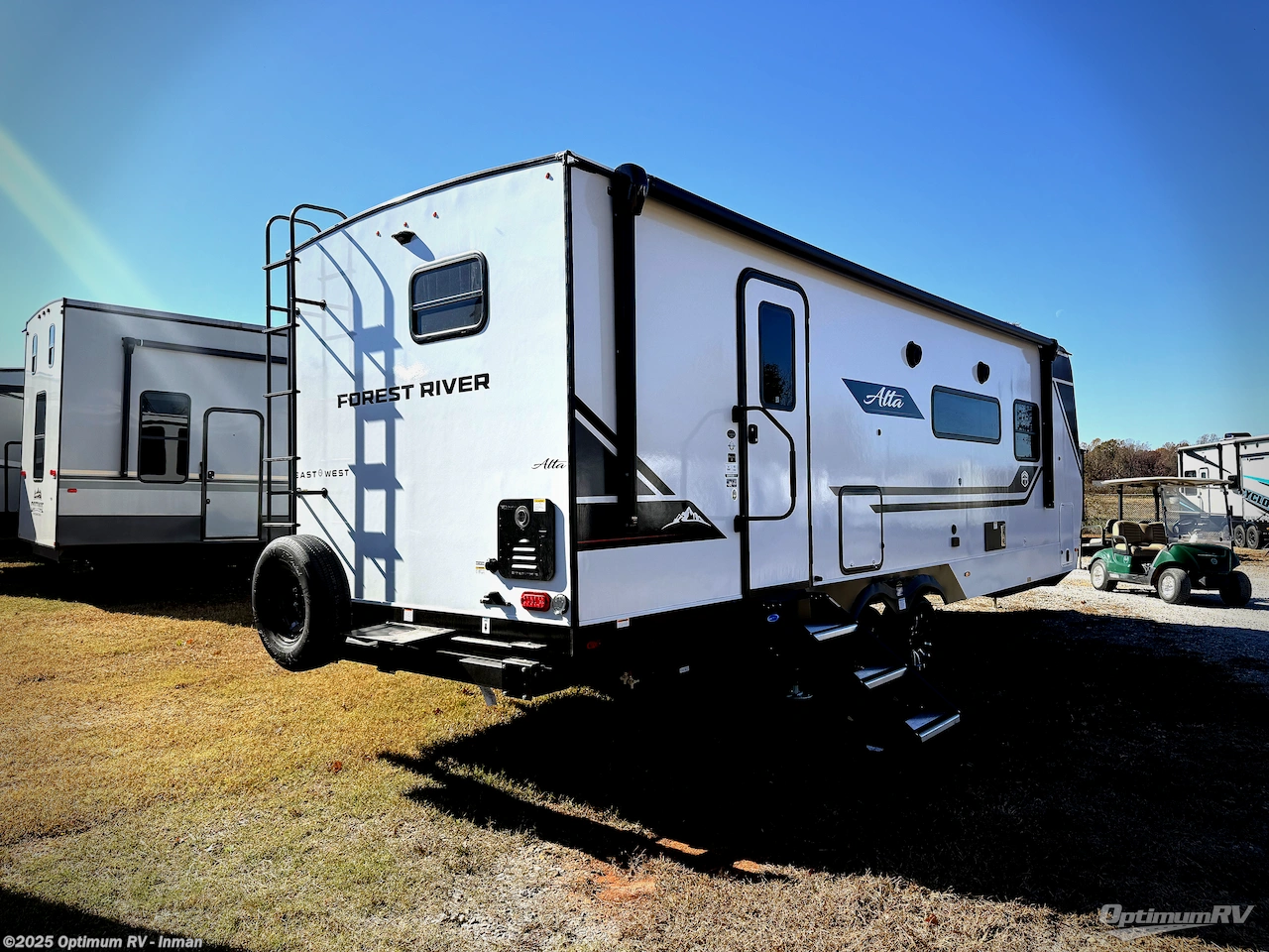 Call now about this 2026 East to West Alta 2600KRB! 2026 East to West Alta 2600KRB - New Travel Trailer For Sale by Optimum RV - Inman in Inman, South Carolina features Awning, Slideout