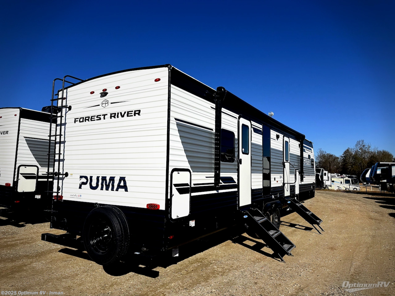 Call now about this 2026 Palomino Puma 31FKRK! 2026 Palomino Puma 31FKRK - New Travel Trailer For Sale by Optimum RV - Inman in Inman, South Carolina