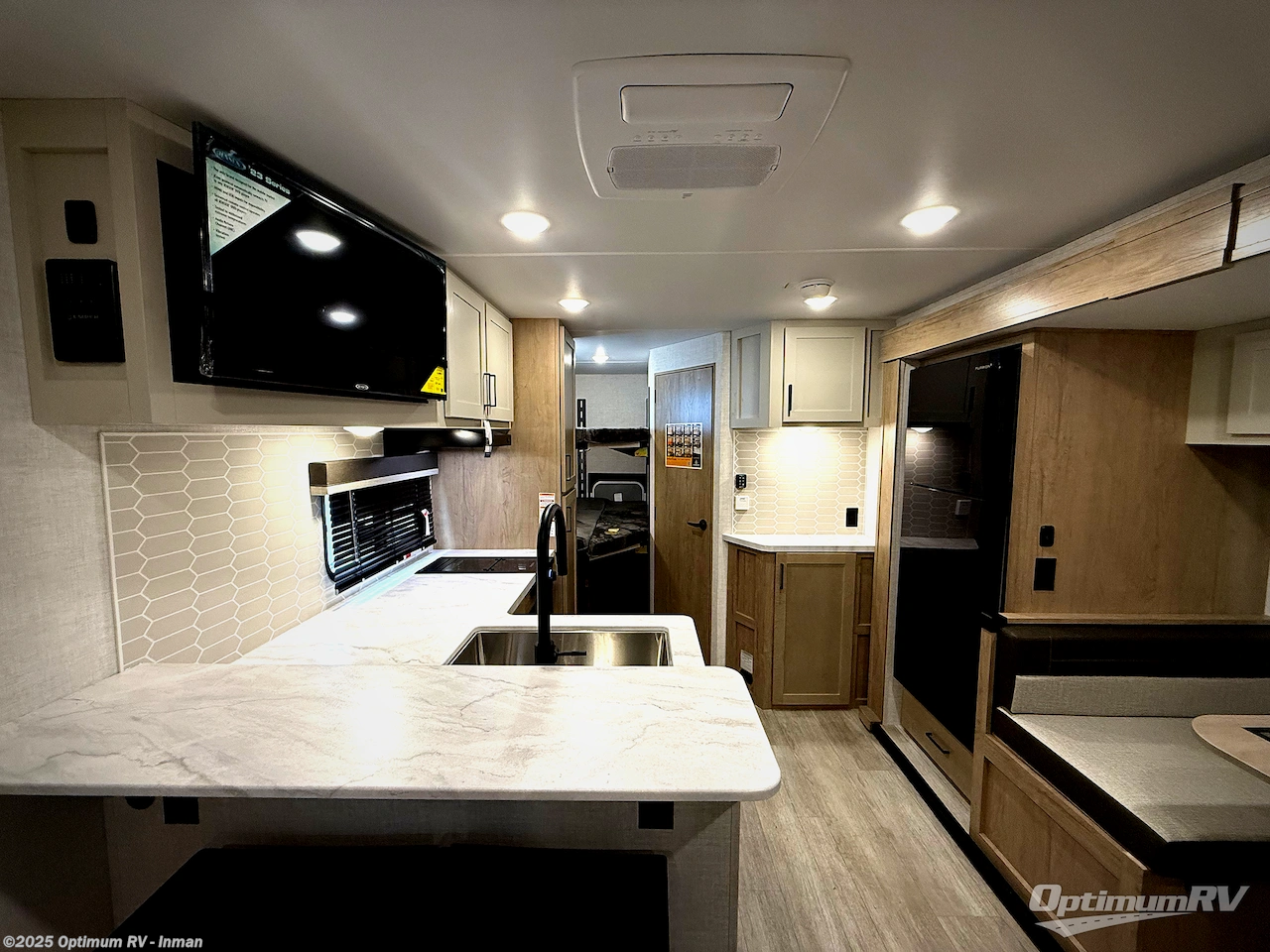 New 2026 Ember RV E-Series 22ETS available in Inman, South Carolina