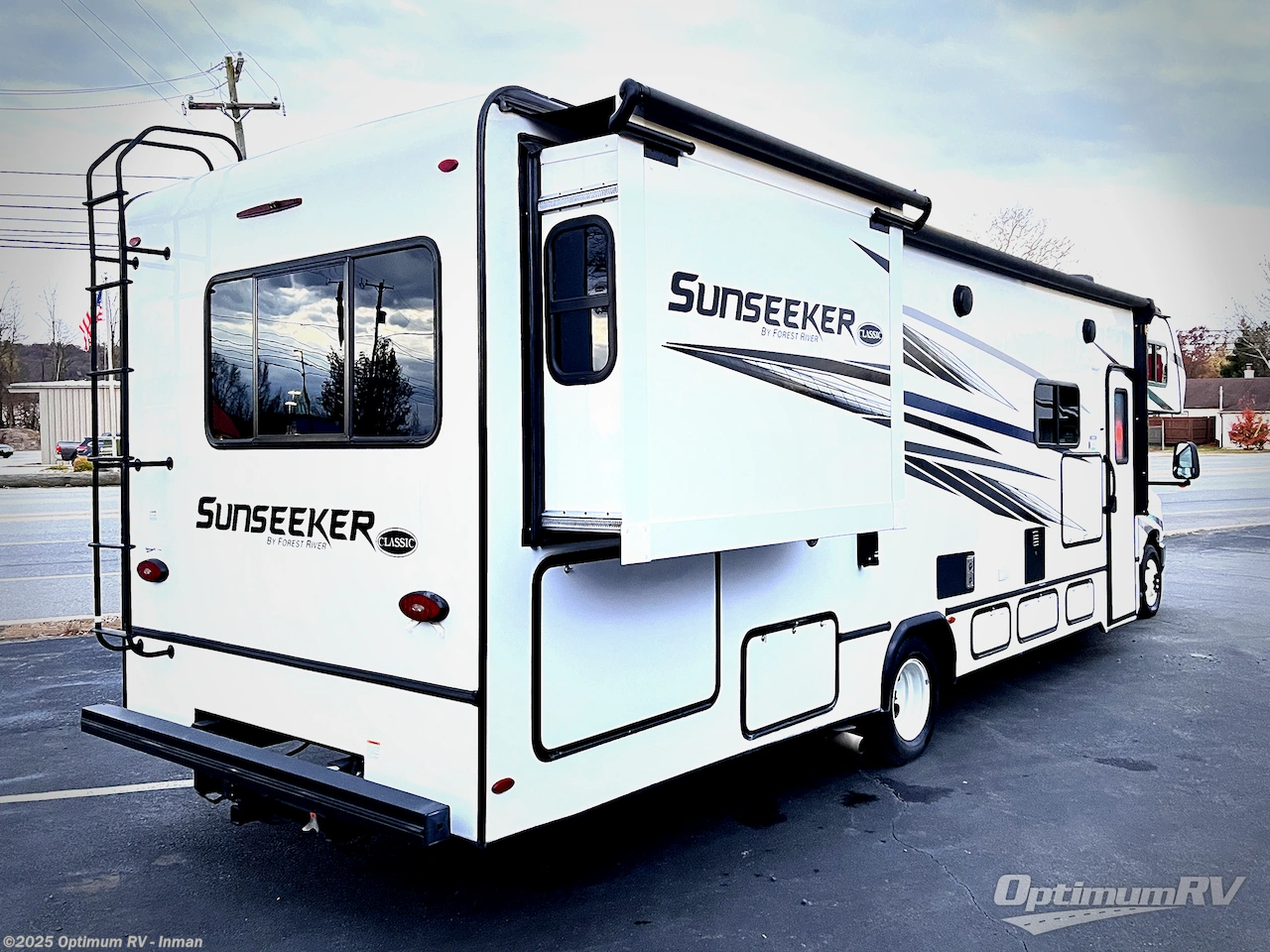 Contact us now about this 2023 Forest River Sunseeker Classic 3010DS Ford! 2023 Sunseeker Classic 3010DS Ford by Forest River from Optimum RV - Inman in Inman, South Carolina