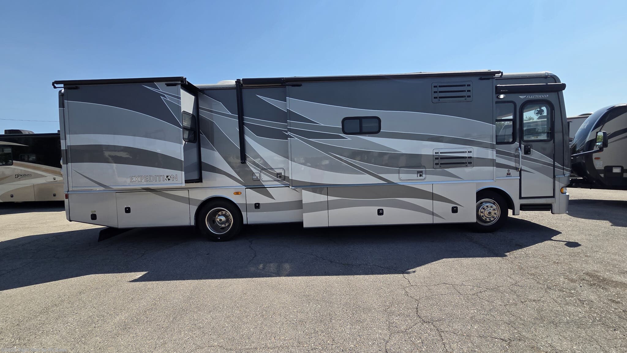 Call now about this 2008 Fleetwood Expedition 36D! 2008 Fleetwood Expedition 36D - Used Class A For Sale by Right Side Up RV Sales in Salt Lake City, Utah