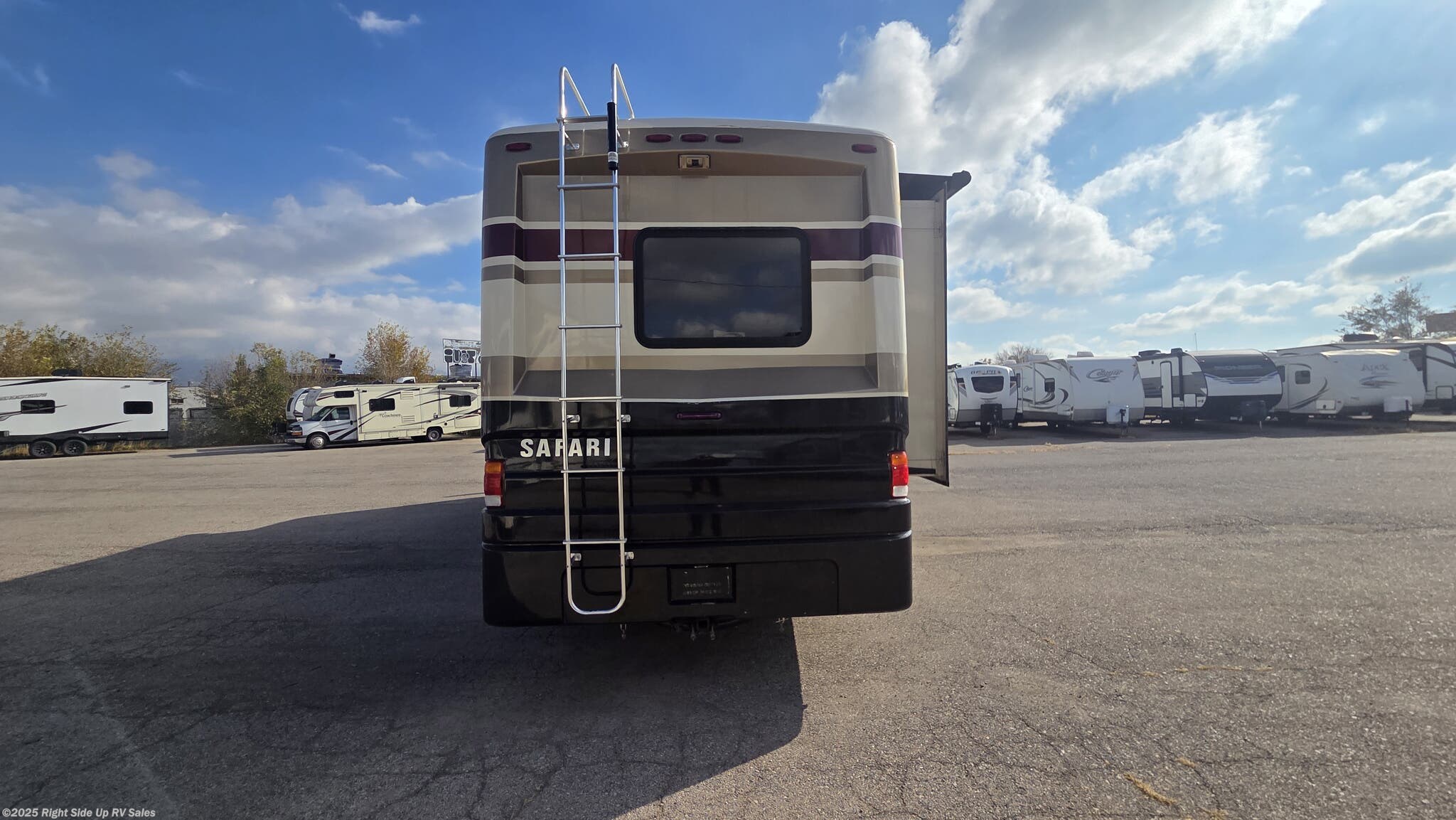 Used 2009 Safari Simba 34SBD available in Salt Lake City, Utah