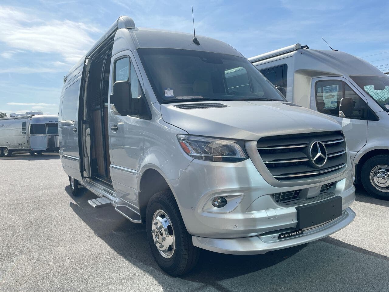 Email now about this 2025 Airstream Interstate 24GT Std. Model! New 2025 Airstream Interstate 24GT Std. Model available in Lexington, South Carolina