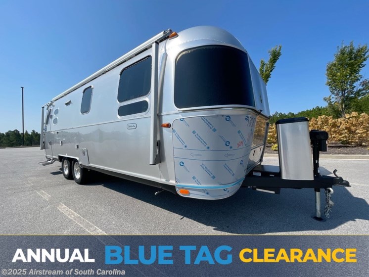 Email now about this 2026 Airstream Globetrotter 27FB! New 2026 Airstream Globetrotter 27FB available in Lexington, South Carolina