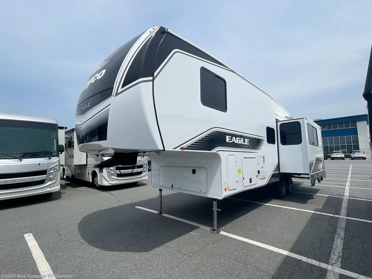 New 2025 Jayco Eagle HT 29DDB available in Concord, North Carolina