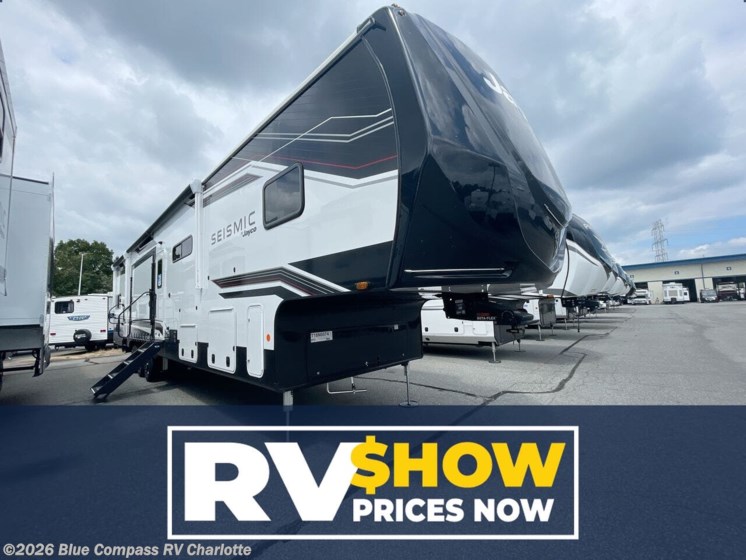 Email now about this 2026 Jayco Seismic 413! New 2026 Jayco Seismic 413 available in Concord, North Carolina