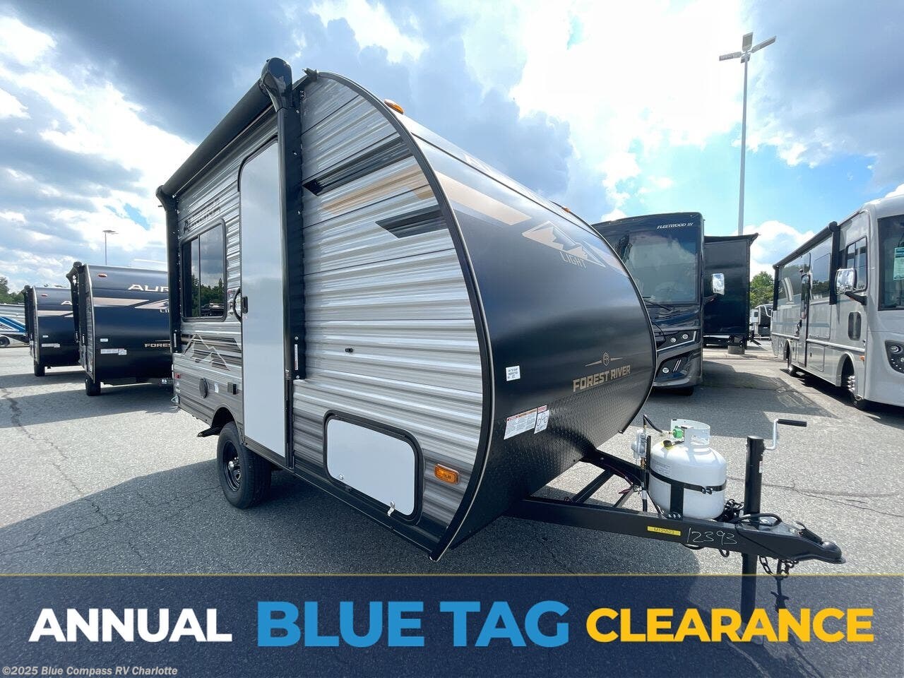 Email now about this 2026 Forest River Aurora Light 13RDX! New 2026 Forest River Aurora Light 13RDX available in Concord, North Carolina