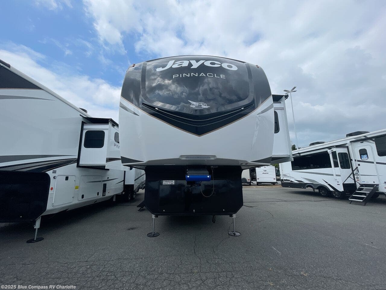 New 2026 Jayco Pinnacle 32RLTS available in Concord, North Carolina