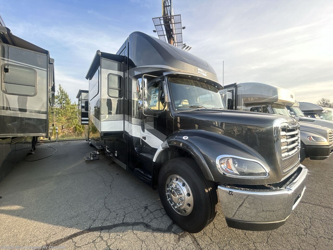 Contact us now about this 2026 Newmar Super Star 4159! 2026 Super Star 4159 by Newmar from Blue Compass RV Charlotte in Concord, North Carolina