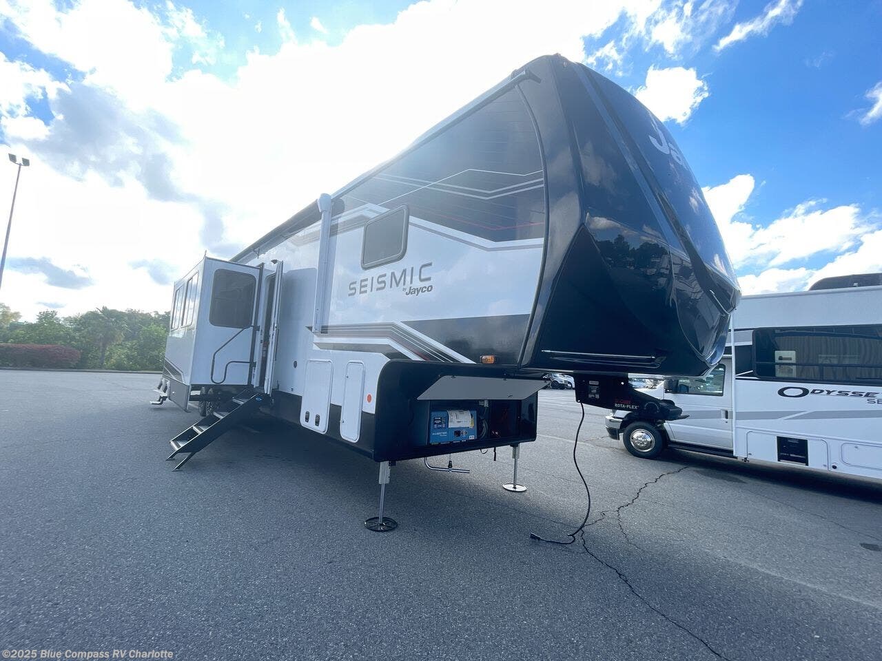 Contact us now about this 2026 Jayco Seismic 395! 2026 Seismic 395 by Jayco from Blue Compass RV Charlotte in Concord, North Carolina