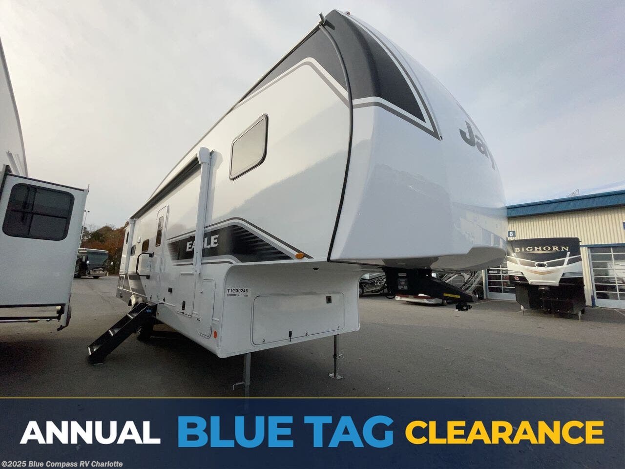 Email now about this 2026 Jayco Eagle SLE 28BHU! New 2026 Jayco Eagle SLE 28BHU available in Concord, North Carolina