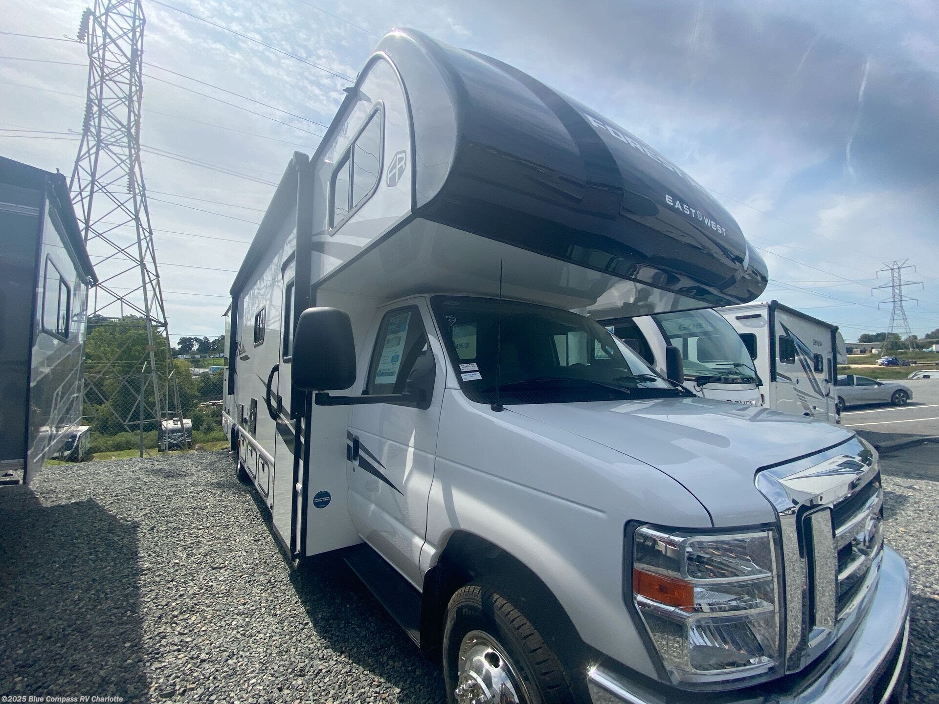 Contact us now about this 2025 East to West Entrada 2950OK! 2025 Entrada 2950OK by East to West from Blue Compass RV Charlotte in Concord, North Carolina