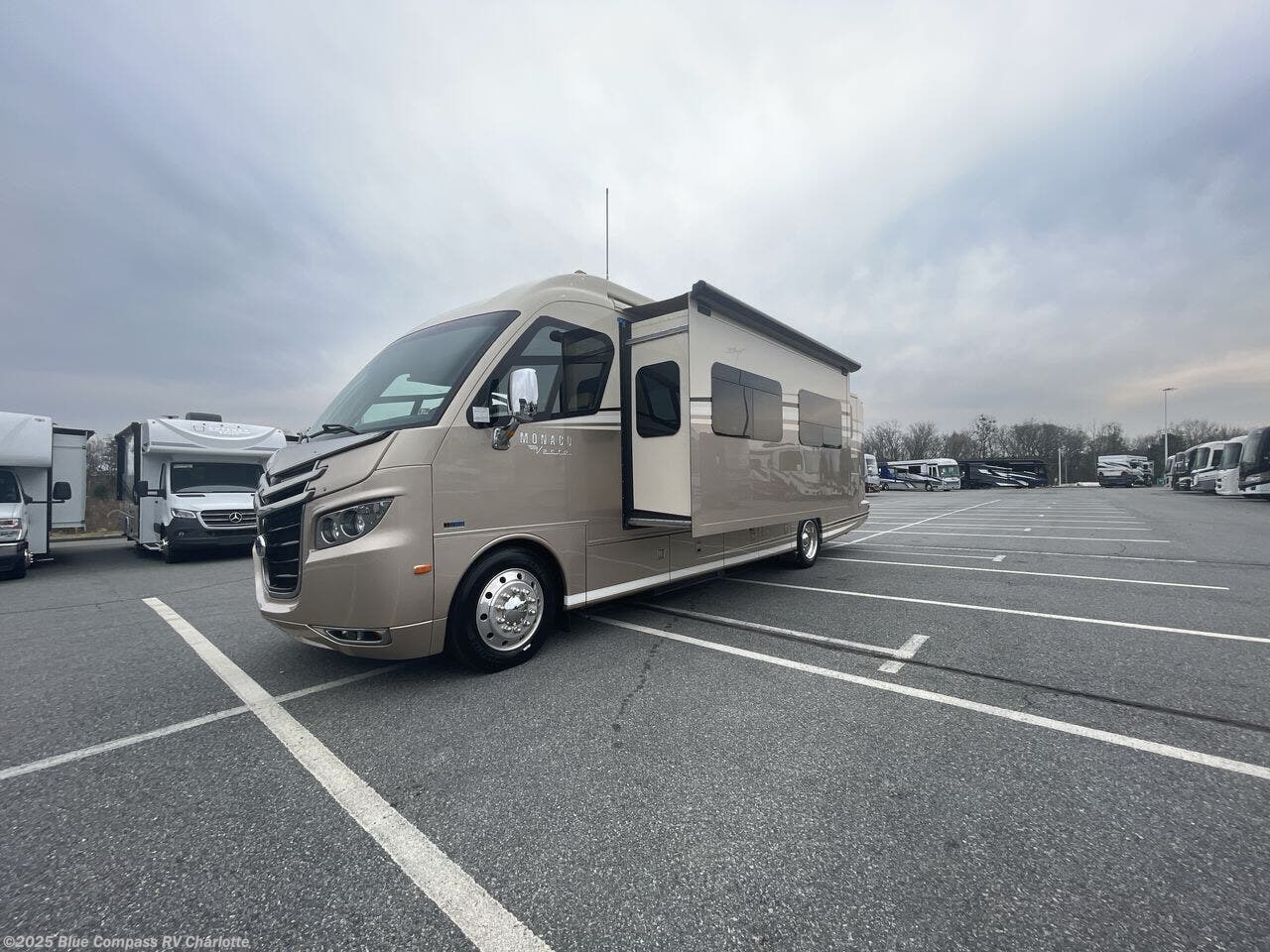 Used 2011 Monaco RV Vesta 32 PBS available in Concord, North Carolina