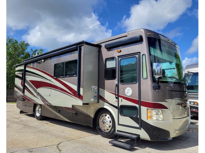 2014 Tiffin Allegro Red 33 AA - Used Diesel Pusher For Sale by Glades RV in Fort Myers, Florida