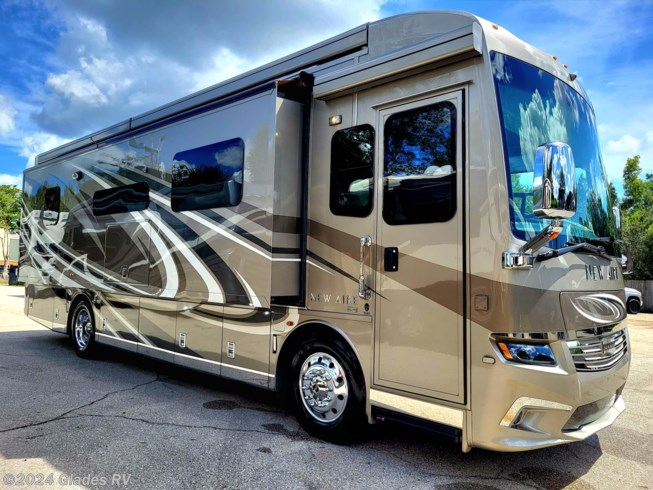 2019 Newmar New Aire 3345 - Used Diesel Pusher For Sale by Glades RV in Fort Myers, Florida